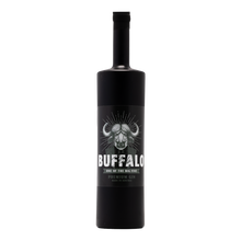 Laden Sie das Bild in den Galerie-Viewer, Buffalo Club Premium Gin Magnum, 1,5 l
